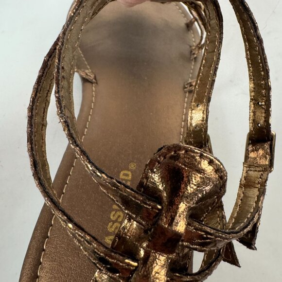Metallic Bronze Gladiator Sandals 7.5 By Classified - Picture 7 of 16